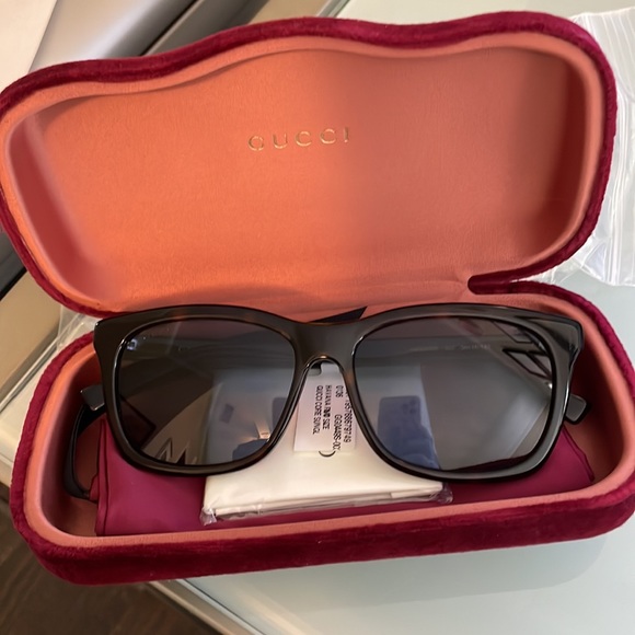 GUCCI ​56MM Square Sunglasses - Havana - Picture 5 of 7